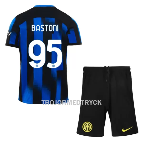 Inter Milan Bastoni 95 Fotbollströja Barn Hemma 2023/24